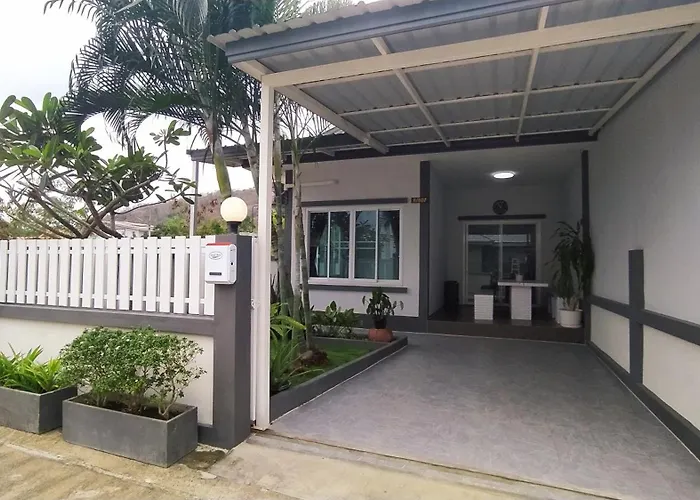 Family House Close To City Center
