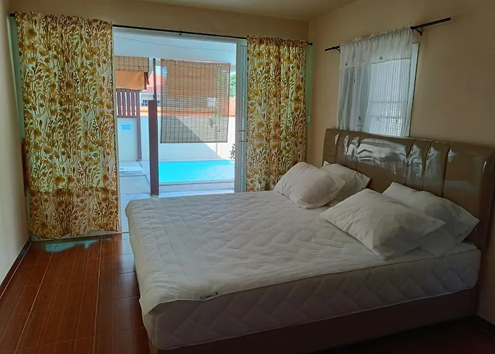 La Mer At Huahin