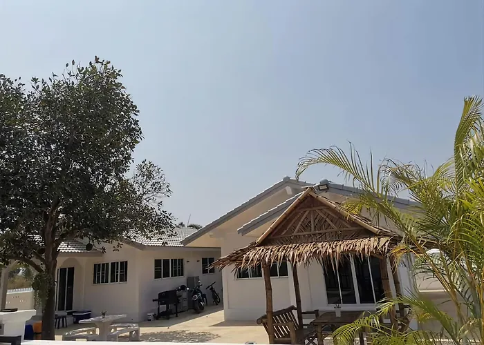 S&F Villa